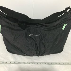 Sherpani Black Force Adjustable Strap Shoulder Travel Yoga Pilates Fitness Bag